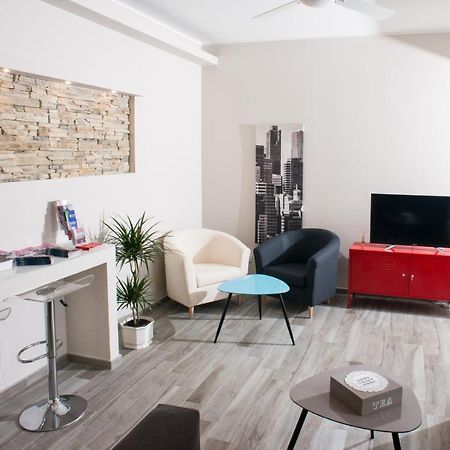 Orsini Family Deluxe Apartment By Mamo Floransa Dış mekan fotoğraf